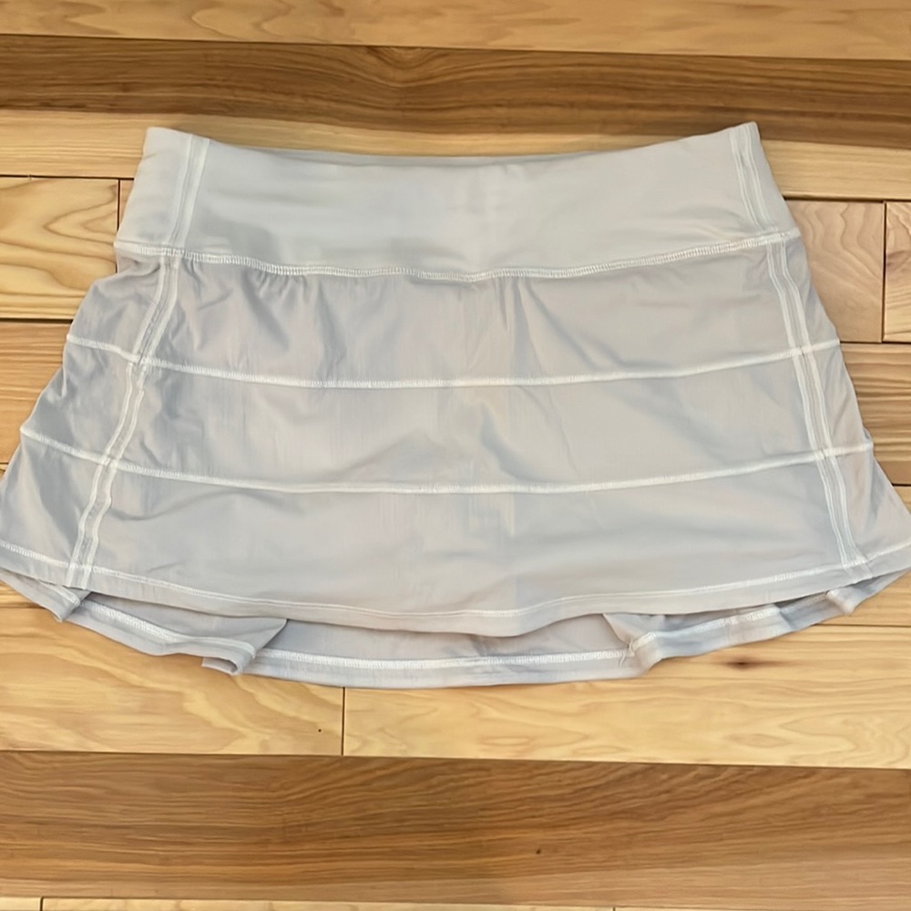 LULULEMON womens tennis skirt